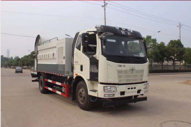 國(guó)六解放12方噴霧抑塵車